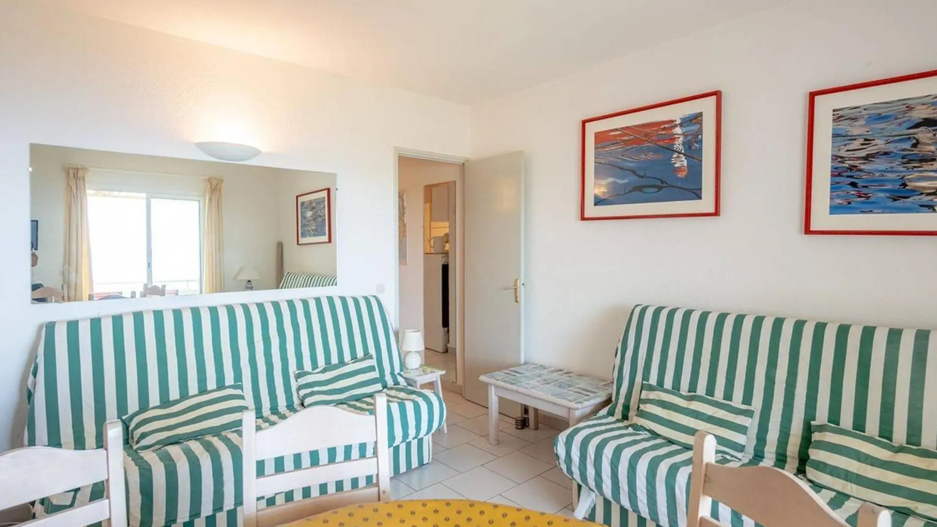 아파트 Appartement Confortable A Aiguebelle Avec Terrasse Et Parking Prive - Fr-1-816-13 르 라방두